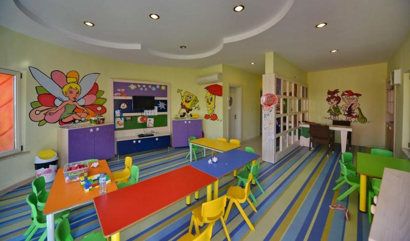 Side utazás Side Crown Charm