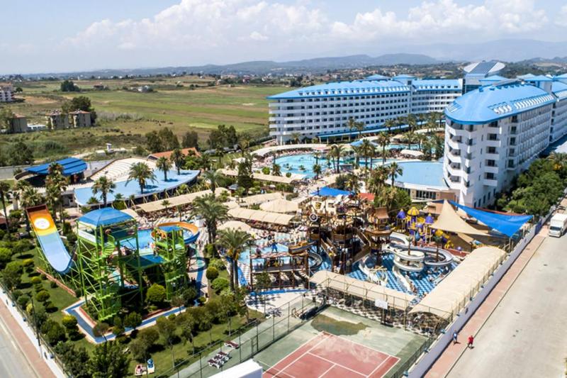 Side utazás Crystal Admiral Resort Suites & Spa