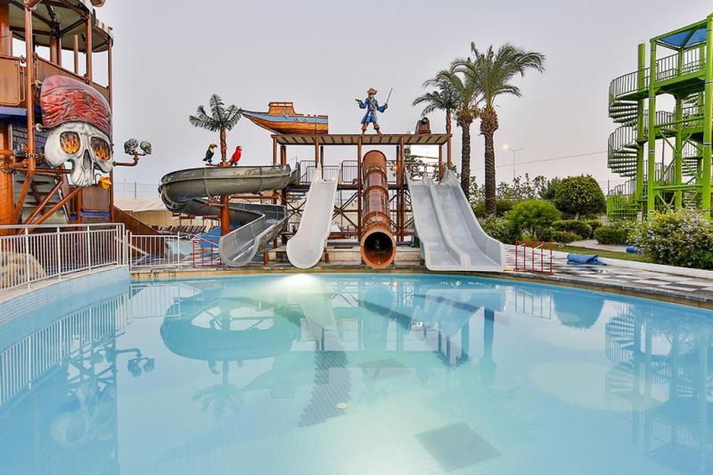 Side utazás Crystal Admiral Resort Suites & Spa