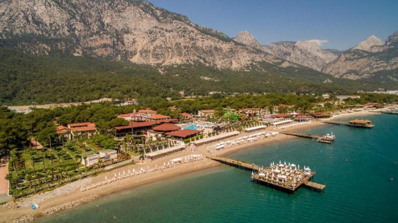 Kemer utazás Crystal Flora Beach Resort
