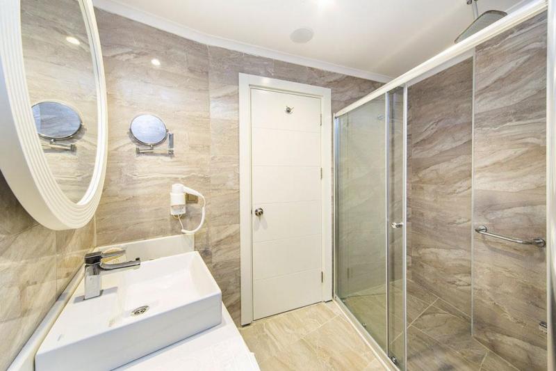 Side utazás Diamond Premium Hotel & Spa