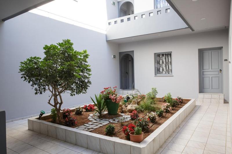 Kréta Anissaras utazás Irene Beach Apartments