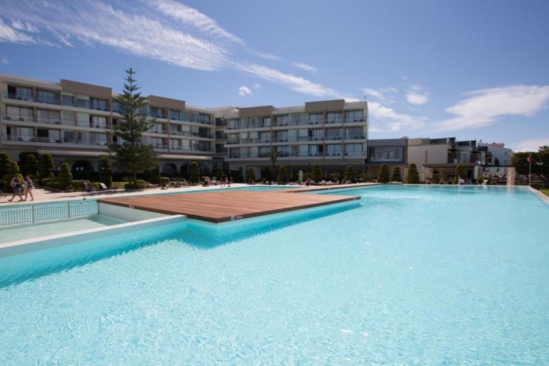 Rodosz Ixia utazás Ixian Grand & All Suites