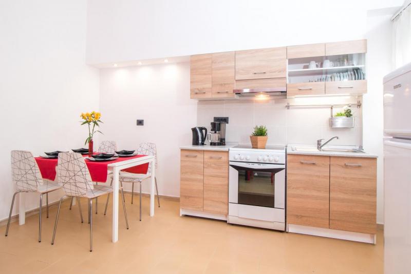 Rodosz Rhodes utazás Kahlua Hotel Apartments