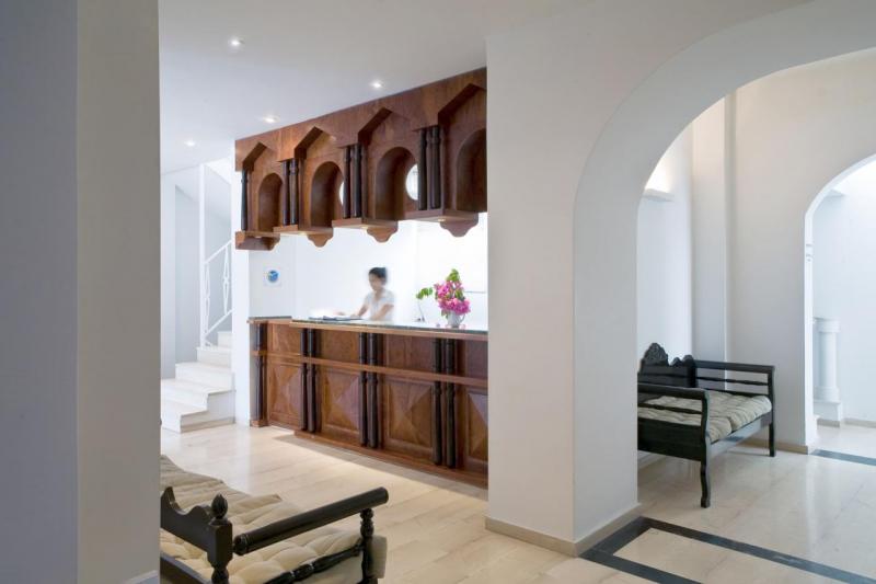 Szantorini Kamari utazás Kamari Beach