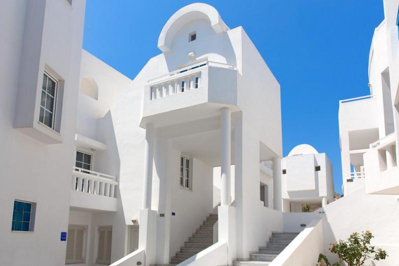 Szantorini Kamari utazás Kamari Beach