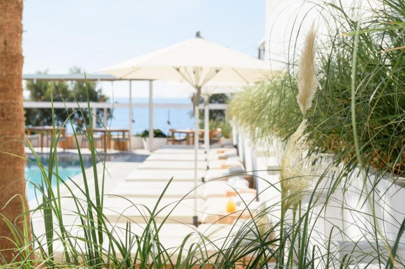 Szantorini Kamari utazás Kamari Beach