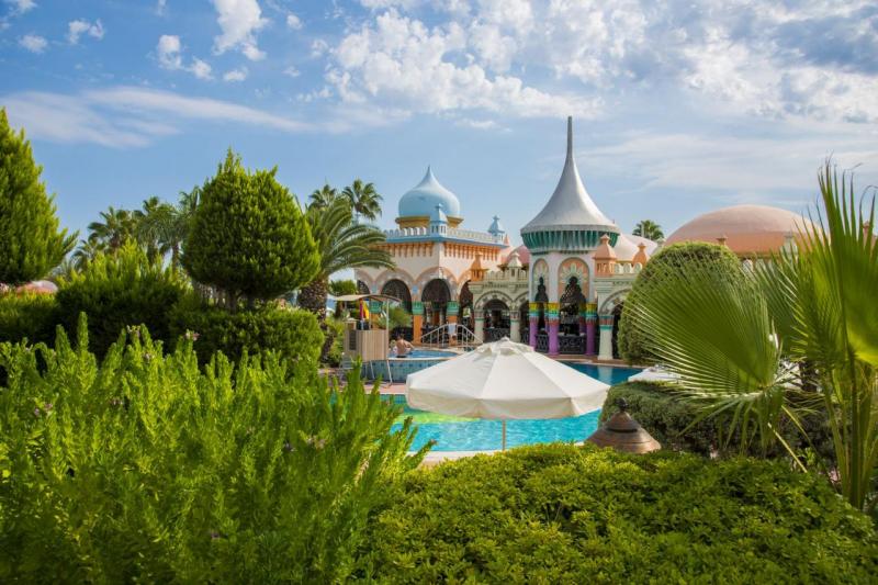 Side utazás Kamelya Collection K Club