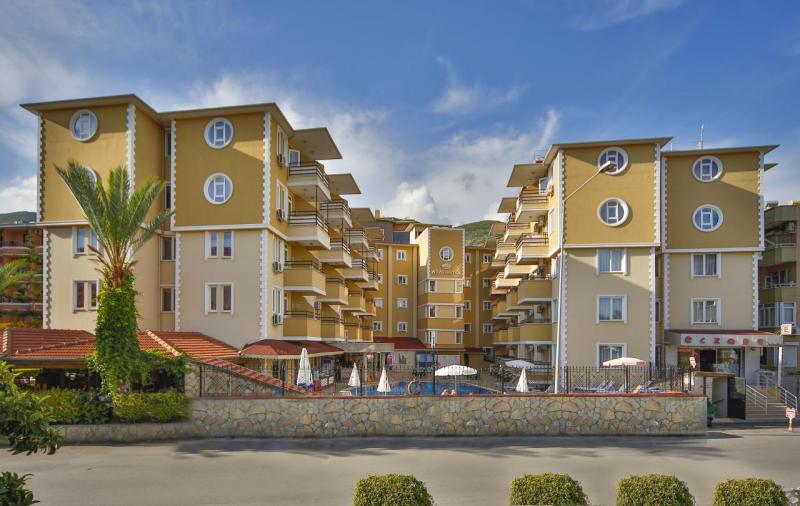 Alanya utazás Kleopatra Ada