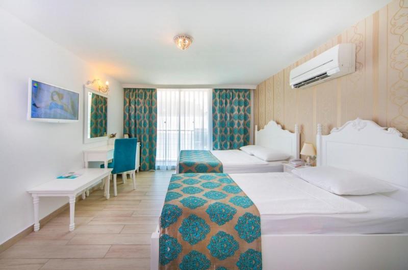 Alanya utazás Kleopatra Atlas Hotel