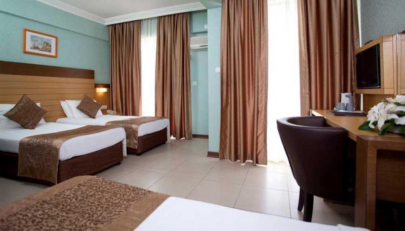 Alanya utazás Kleopatra Remi Hotel