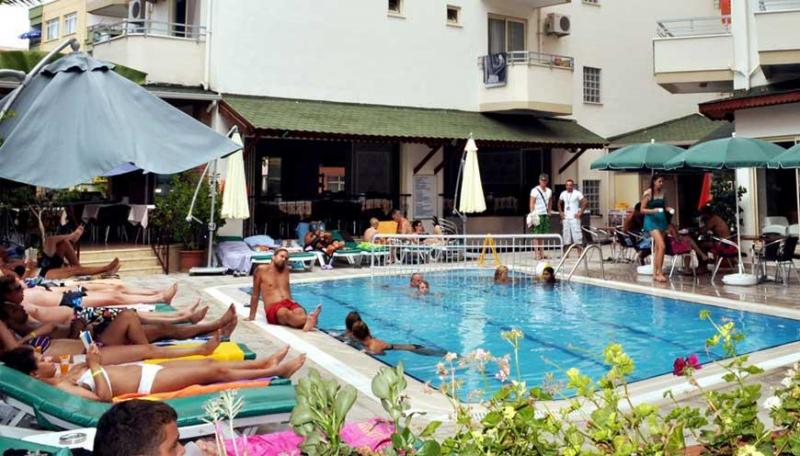 Alanya utazás Kleopatra Remi Hotel