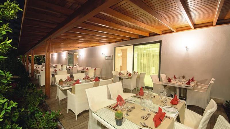 Antalya utazás Lara Family Club