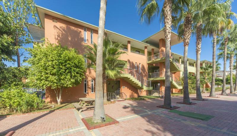 Alanya utazás Lonicera World Resort Spa