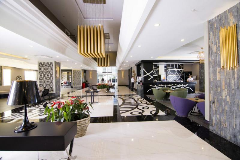 Side utazás Lrs Port River Hotel & Spa