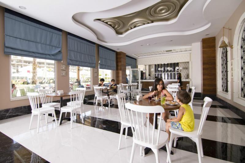 Side utazás Lrs Port River Hotel & Spa