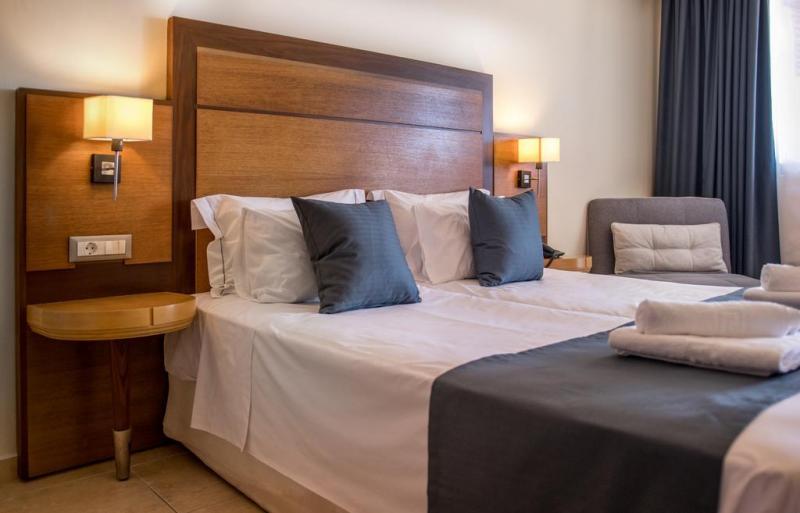 Rodosz Rhodes utazás Manousos City Hotel