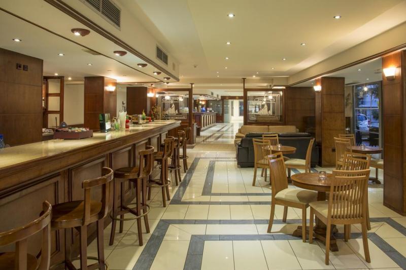 Rodosz Rhodes utazás Manousos City Hotel