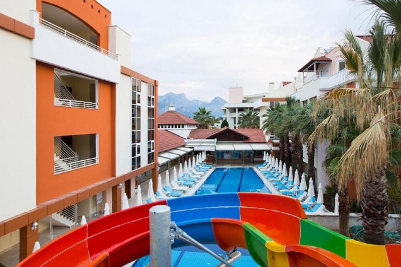 Kemer utazás Maya World Moonlight 