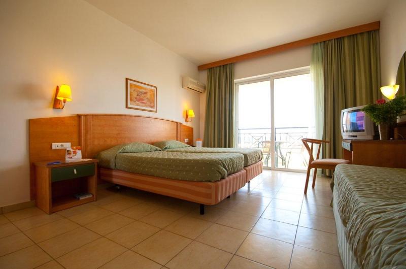 Rodosz Kolymbia utazás Myrina Beach