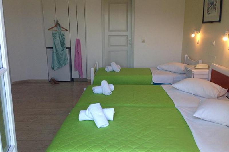 Szantorini Fira utazás New Haroula