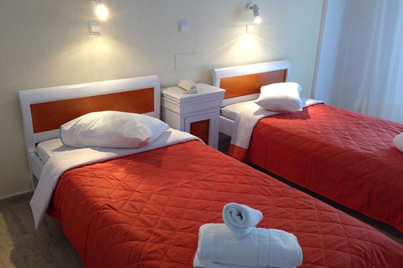 Szantorini Fira utazás New Haroula