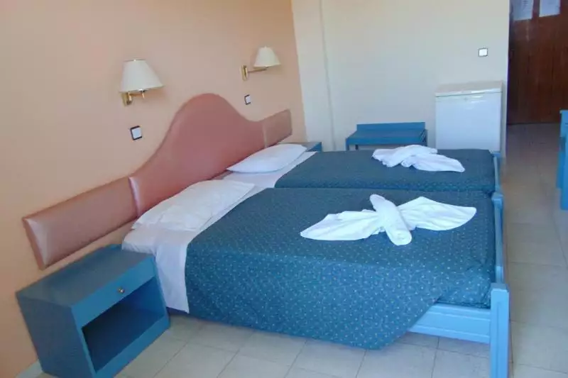 Nirvana Beach Rodosz Tholos