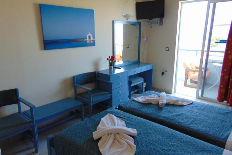 Rodosz Tholos utazás Nirvana Beach