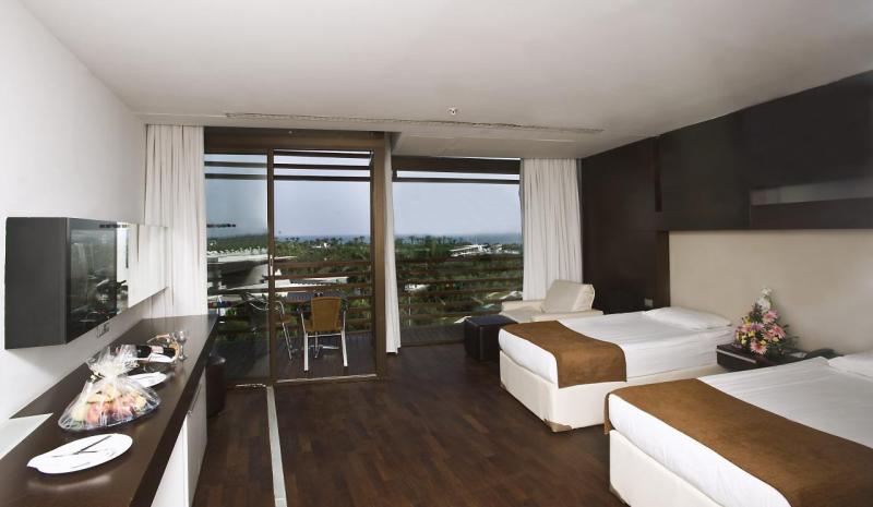 Antalya utazás Nirvana Cosmopolitan