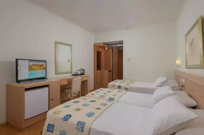 Oceanis Beach Rodosz Ixia