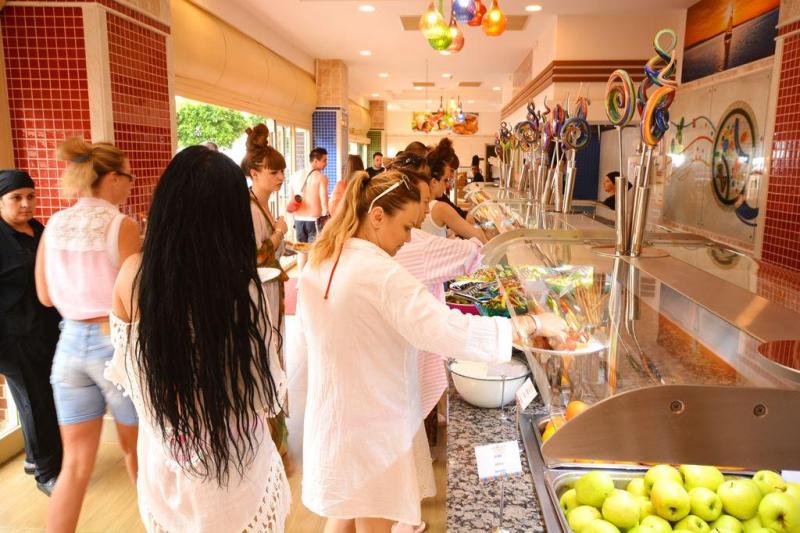 Kemer utazás Orange County Kemer