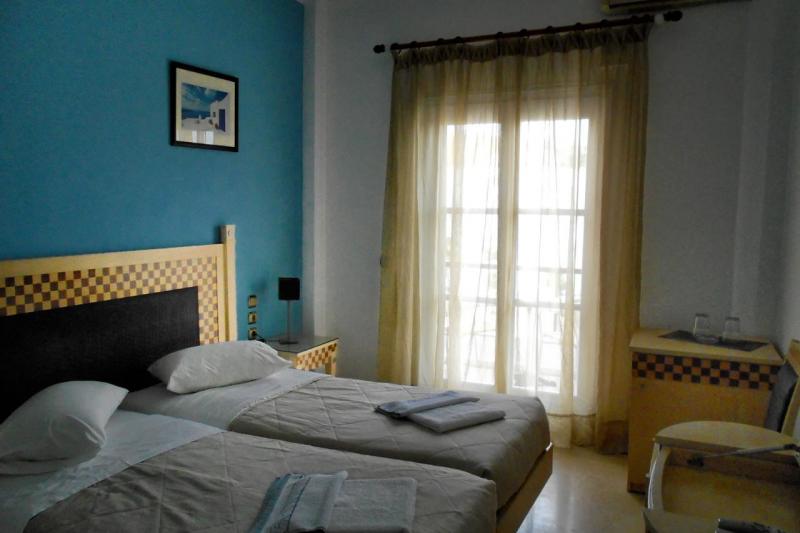 Szantorini Kamari utazás Oxygen Sea Side Hotel