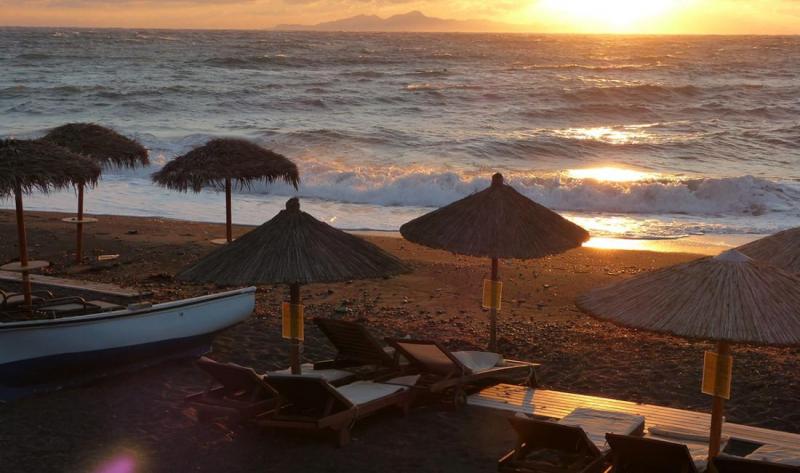 Szantorini Kamari utazás Oxygen Sea Side Hotel