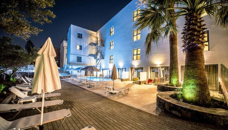Kréta Hersonissos utazás Pollis Hotel