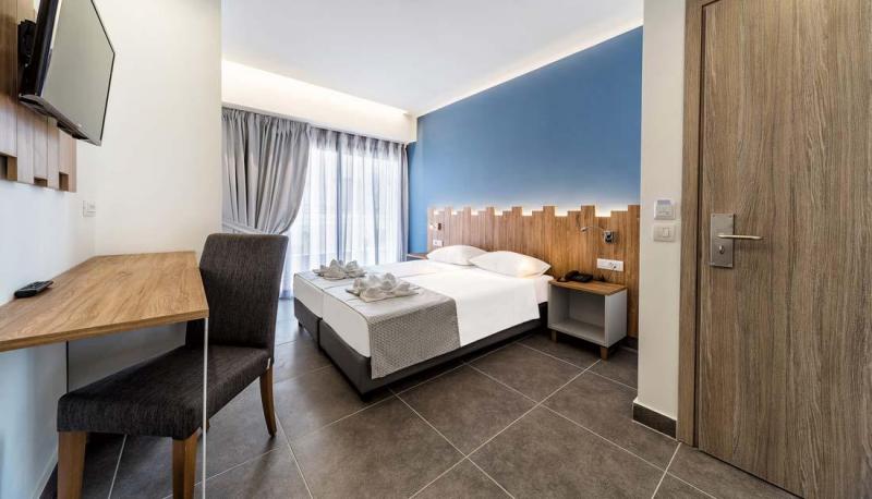 Kréta Hersonissos utazás Pollis Hotel