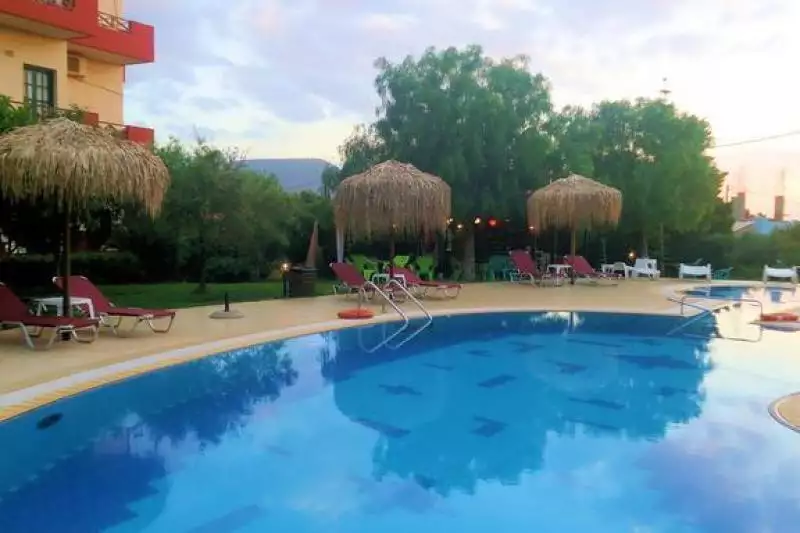 Portokali Hotel Apartments Kréta Anissaras