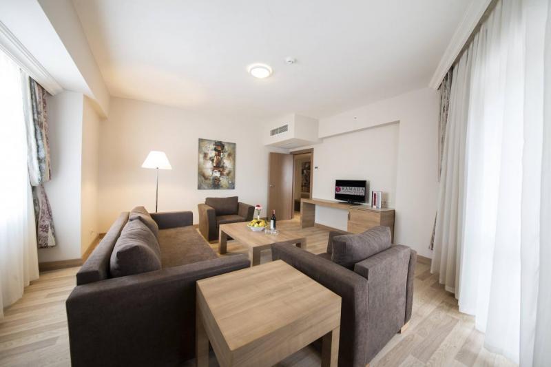 Antalya utazás Ramada Resort Lara