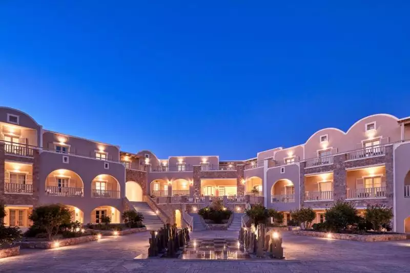 Santo Miramare Resort Szantorini Perivolos
