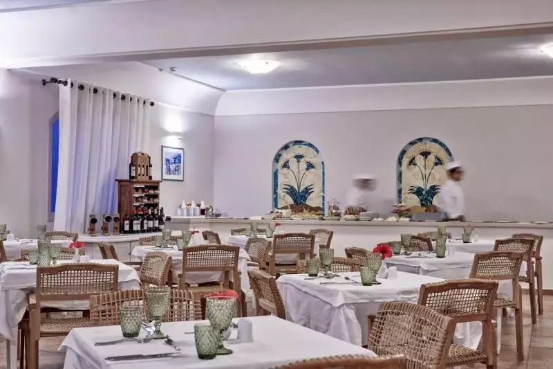 Santo Miramare Resort Szantorini Perivolos