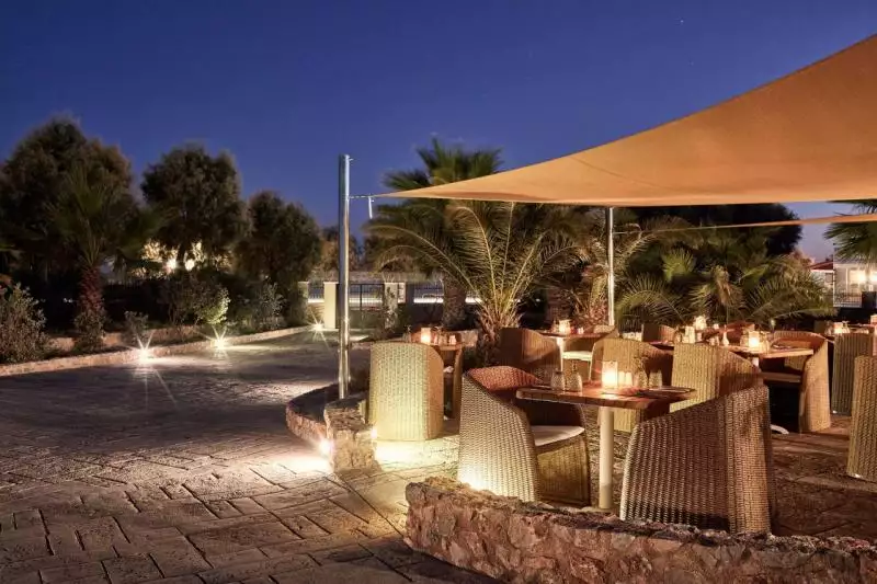 Santo Miramare Resort Szantorini Perivolos