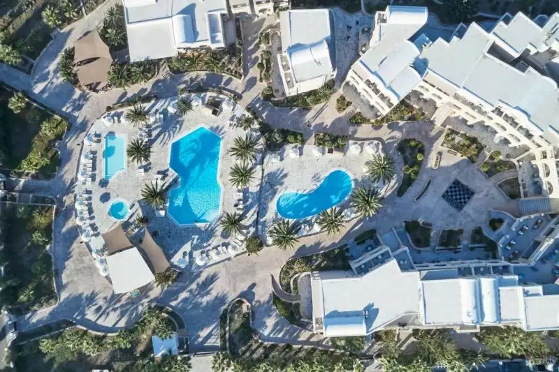 Santo Miramare Resort Szantorini Perivolos