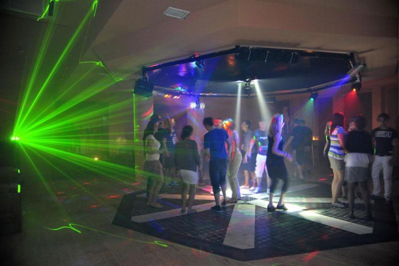 Side utazás Seaden Corolla