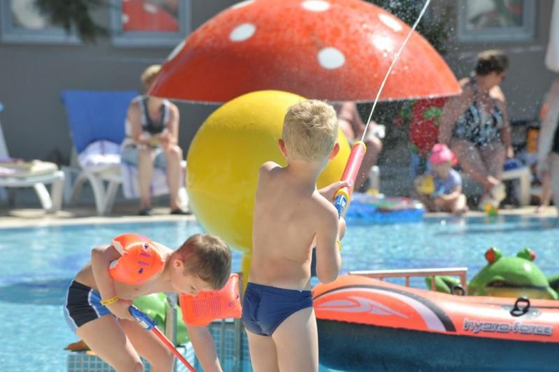 Side utazás Seaden Corolla