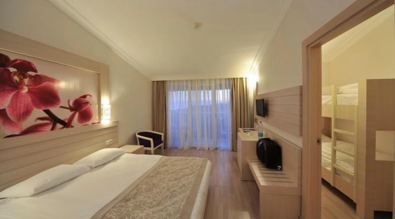 Side utazás Seaden Corolla