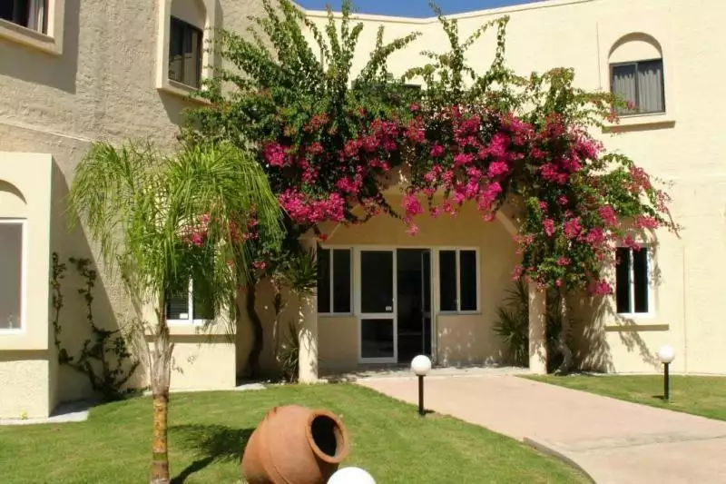 Summerland Hotel Apartments Rodosz Ialyssos