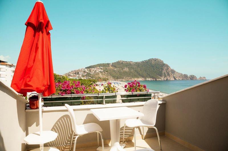 Alanya utazás Sunprime Alanya Beach