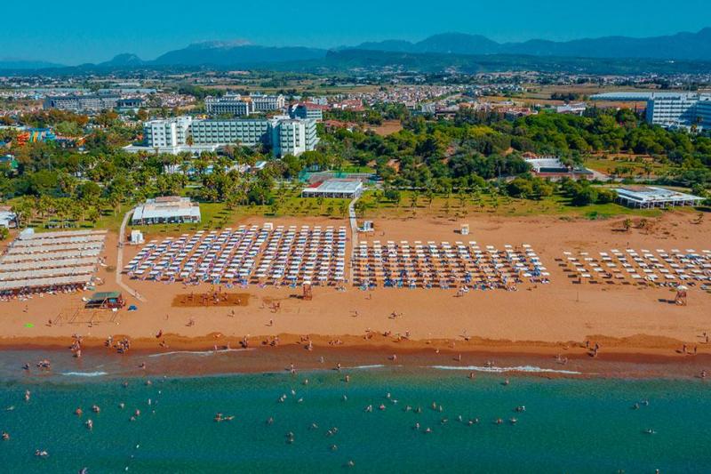 Side utazás Sural Garden