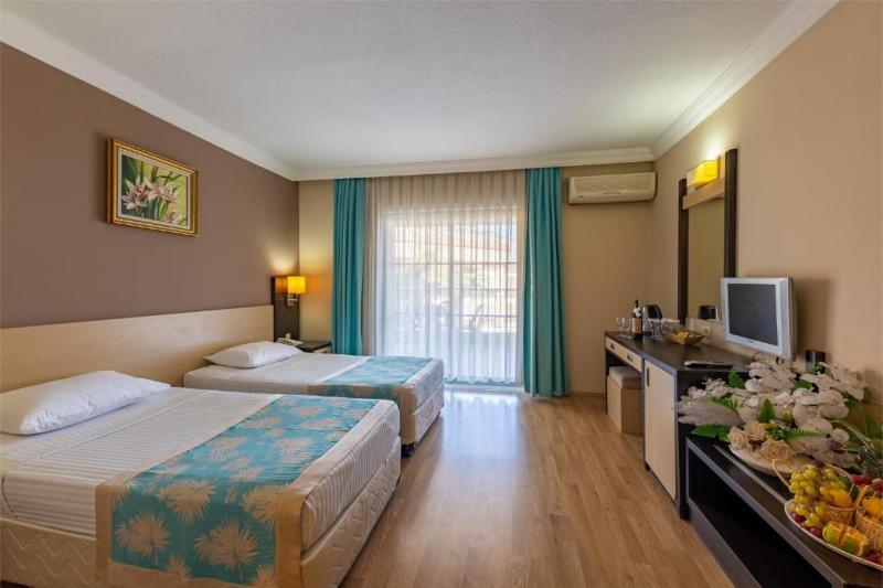 Kemer utazás Viking Nona Beach