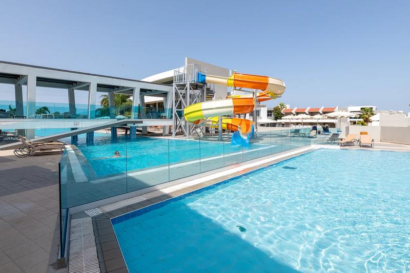 Rodosz utazás Virginia Family Resort