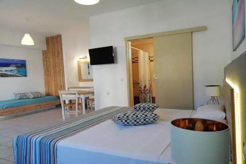 Almare Beach Kréta Kokkini Hani